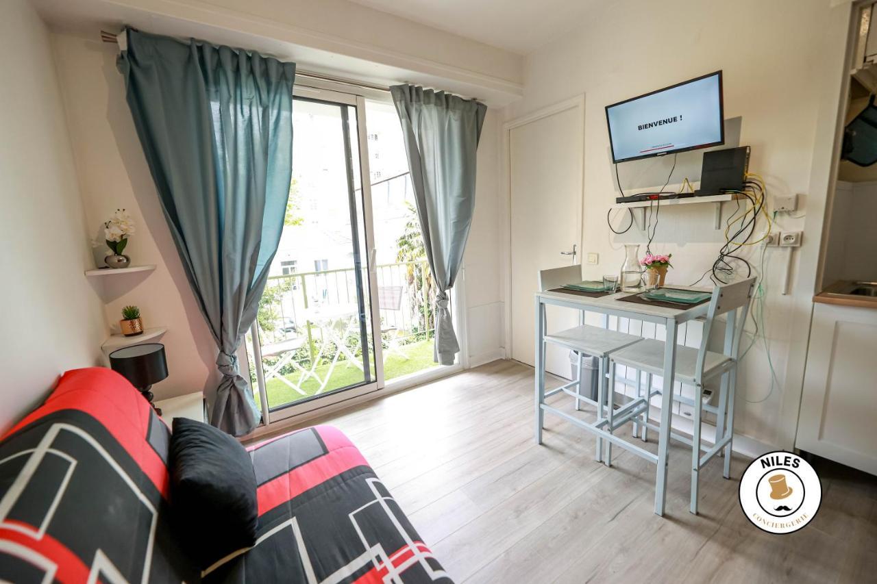 Au Petit Repere Palois -Studio - Centre Ville-Balcon-Wifi Fibre Pau Eksteriør bilde