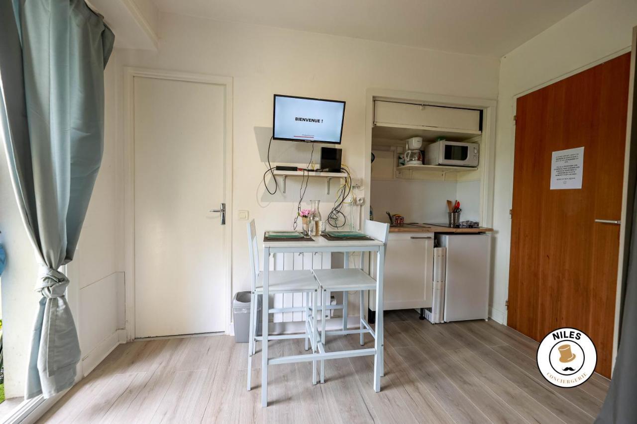 Au Petit Repere Palois -Studio - Centre Ville-Balcon-Wifi Fibre Pau Eksteriør bilde